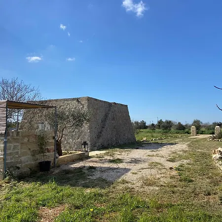 Trullo In The Salento Countryside * Salve